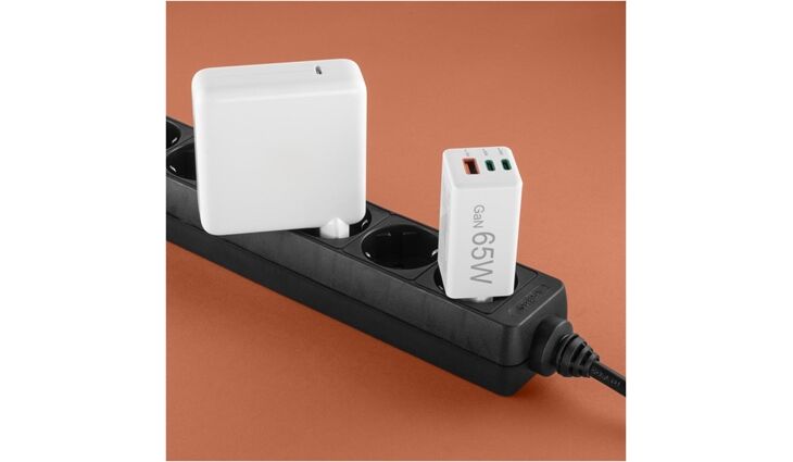 Hama 201996 Mini-Ladegerät (65W)