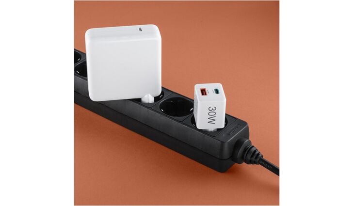 Hama 201992 Schnellladegerät (30W)