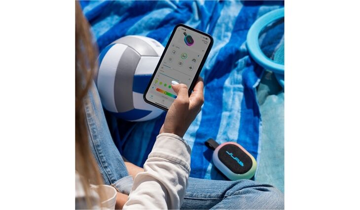 JLAB Pop Party Speaker Black