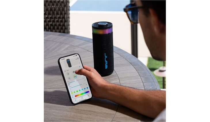 JLAB Go Party Speaker Black
